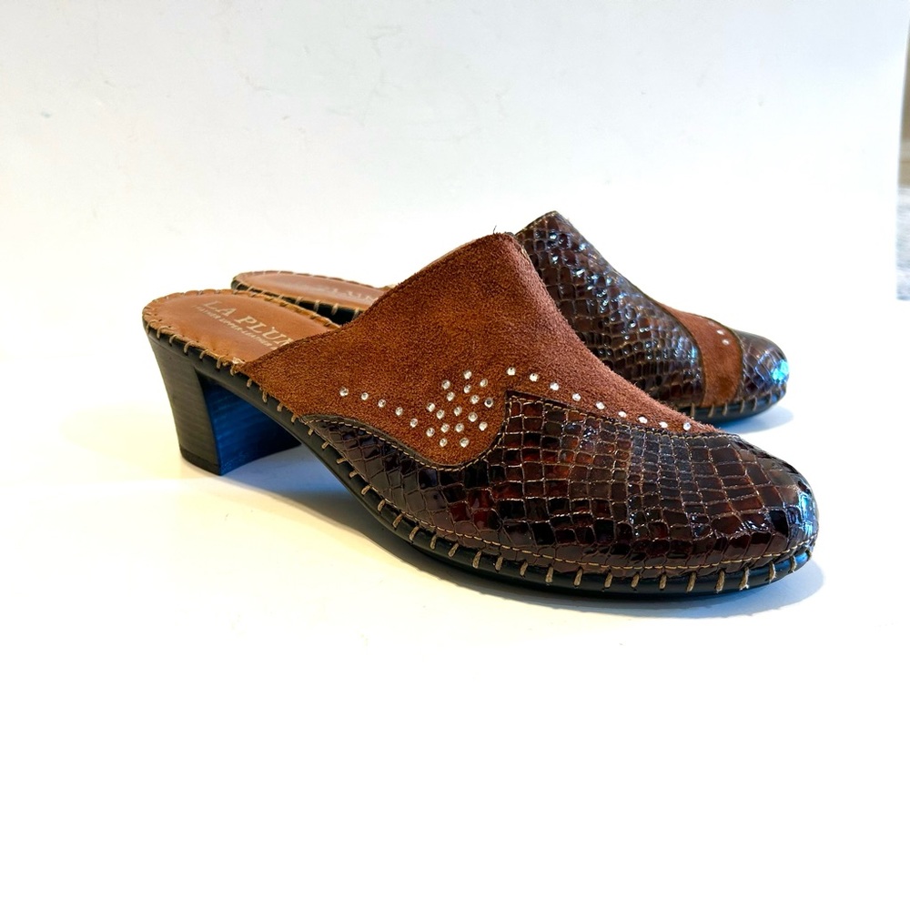 La Plume Soft Leather Mule Size 40 Worn a Few Times. Perfect Condition. US sz 9